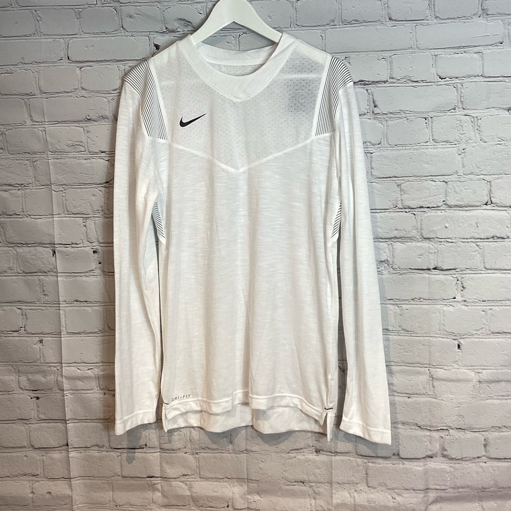 NIKE FOOTBALL TEAM PLAYER DRI-FIT WHITE LONG SLEEVE UV SHIRT NWT SZ S